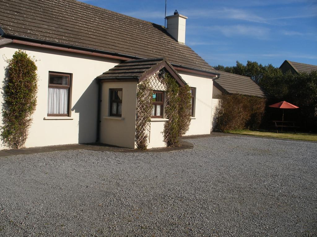 Doolin Cottage Accommodation エクステリア 写真